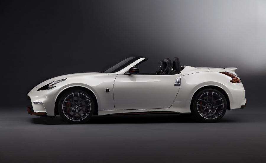  Nissan 370Z Nismo Roadster Concept (Z34) 2015 года  (фото 17 из 21)